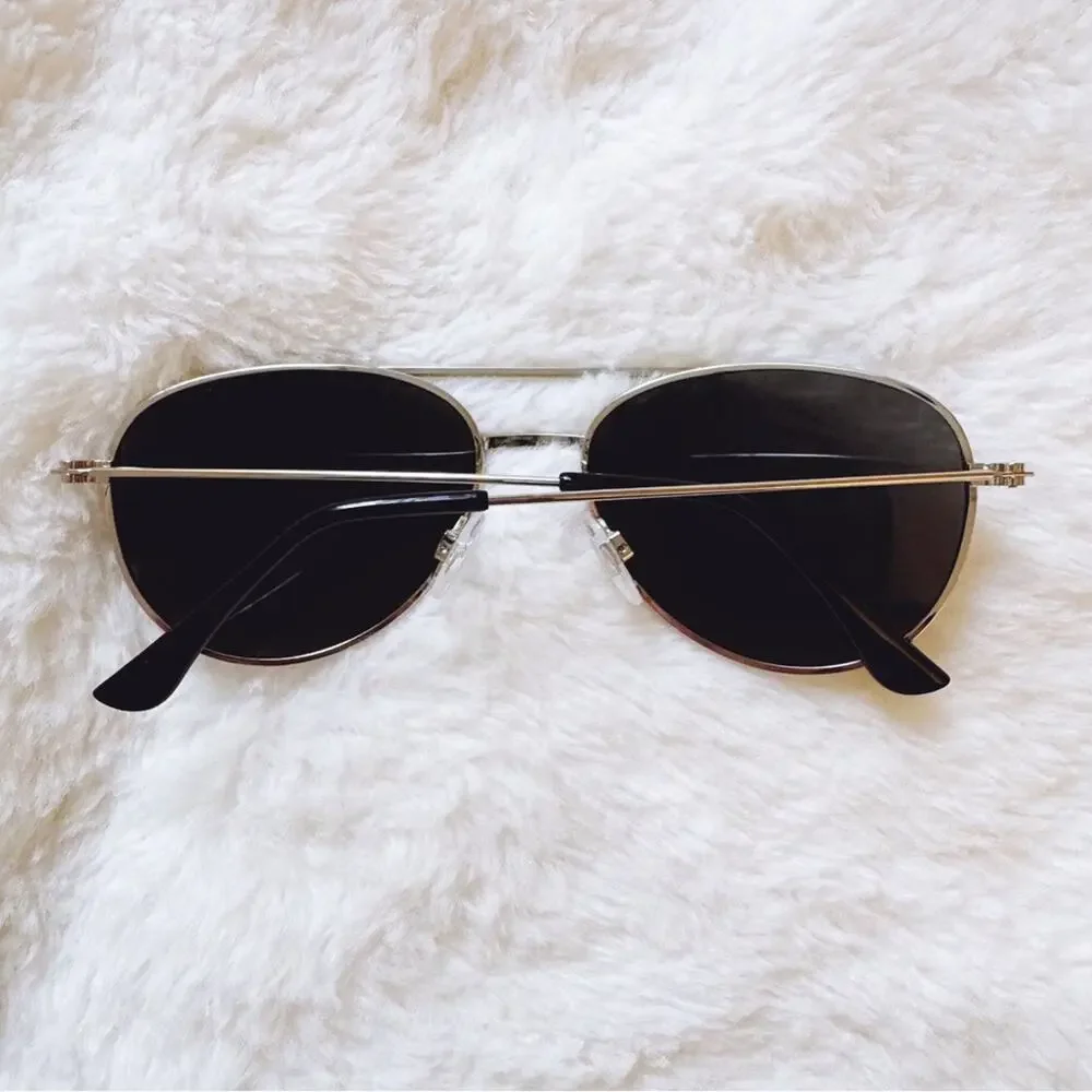 Tommy Silver with Mirrored Lenses Aviator Sunglasses